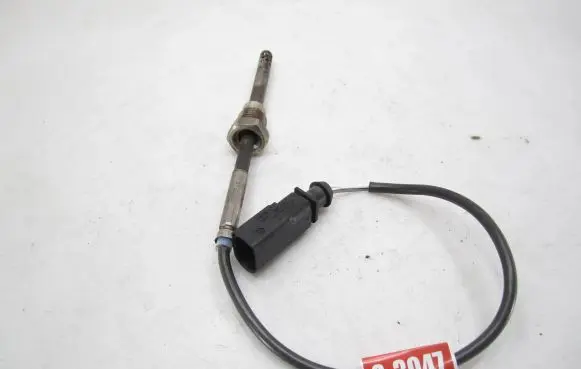 Audi A4 S4 B8 8K Exhaust gas temperature sensor 03L906088D