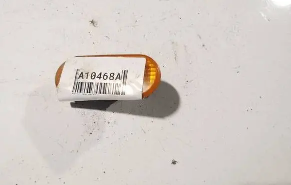Volkswagen PASSAT B5 Front fender indicator light 3b0940117
