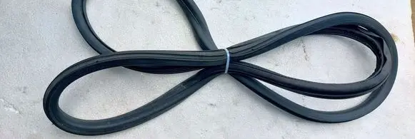 Peugeot 208 I Rear door rubber seal (on body) PEUGEOT-208 2012-2019