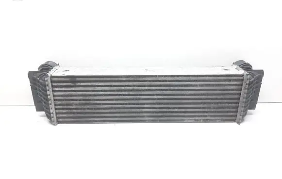 BMW 5 F10 F11 Intercooler radiator 7805629 17517805629