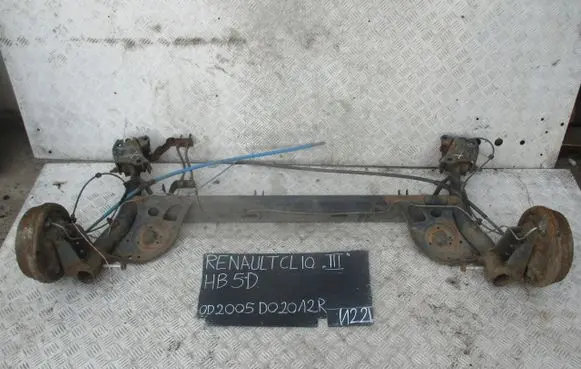 Renault Clio III Rear axle beam 