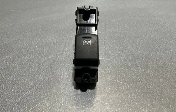 Subaru Forester SJ Electric window control switch 83071SG100