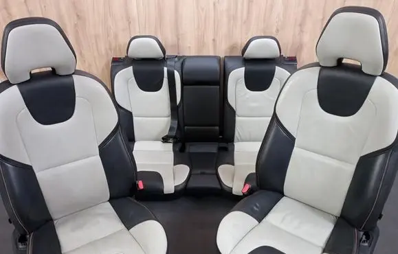 Volvo V40 Cross country Seat set 