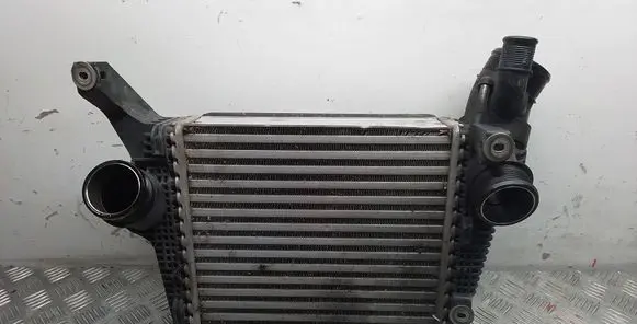 Porsche Macan (95B) Intercooler radiator 95B145803H