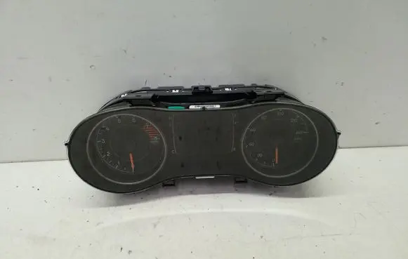 Jeep Cherokee Speedometer (instrument cluster) P68274080AB 68274080AB