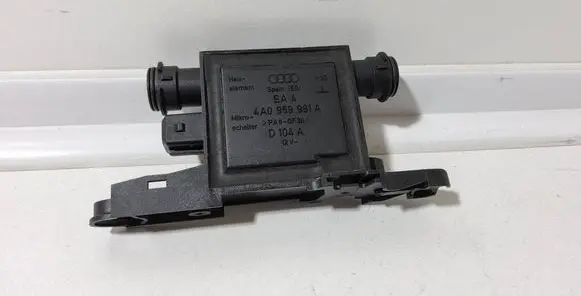 Audi A6 S6 C4 4A Door control unit/module 4A0959981A D104A