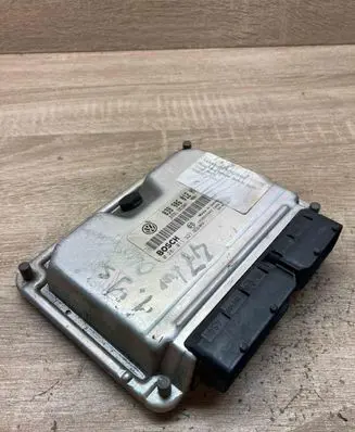 Skoda Fabia Mk1 (6Y) Engine control unit/module ECU 038906012HR 0281011321