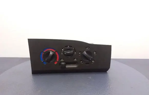 Iveco Daily 3rd gen Climate control unit