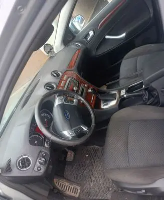 Ford Mondeo MK IV Dashboard 