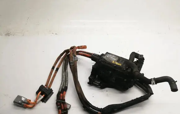Mercedes-Benz E W212 Voltage converter inverter A6519007702