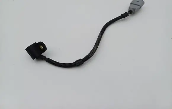 Volkswagen PASSAT B6 Crankshaft position sensor 9805940