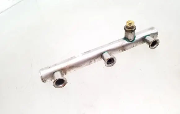 Audi A6 S6 C7 4G Fuel main line pipe 06E130090F
