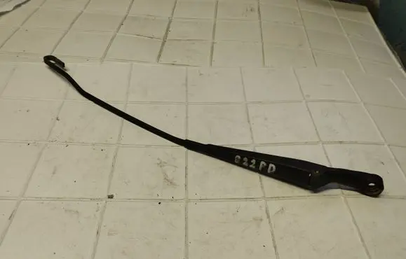 Skoda Superb B5 (3U) Front wiper blade arm 3B1955410