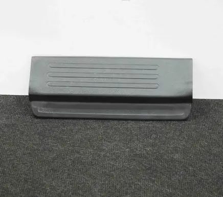 Mitsubishi L200 Rear sill trim cover 7656A255ZZ
