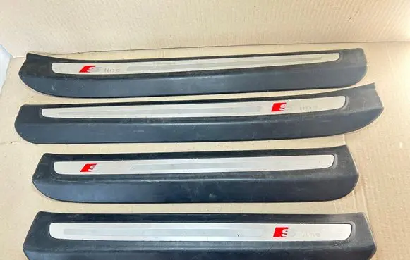 Audi Q7 4L sill trim set (inner) 4L0853374F 4L0853373F 4L0853376F