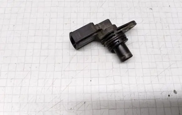 Volkswagen Polo Camshaft position sensor 036907601D