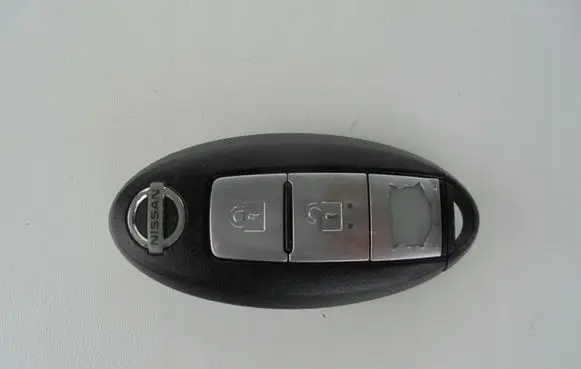 Nissan Juke I F15 Ignition key/card 