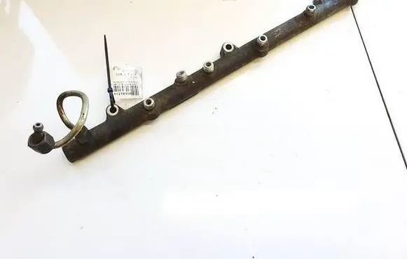 Fuel main line pipe