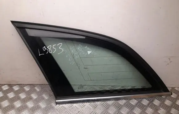 Mercedes-Benz C AMG W204 Rear side window A2046701112