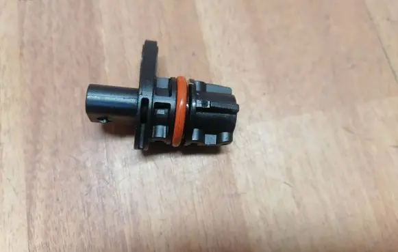 Camshaft position sensor