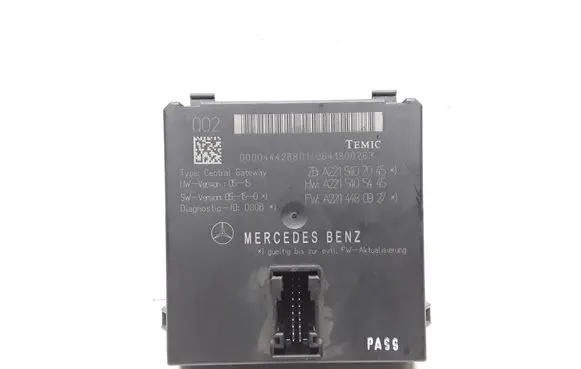 Mercedes-Benz S W221 Gateway control module A2215407045