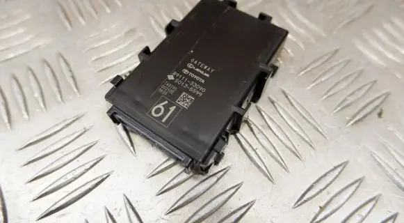 Lexus ES 250 - 300 - 330 Gateway control module 8911133090