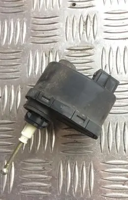 Audi 100 S4 C4 Headlight level adjustment motor 00437545