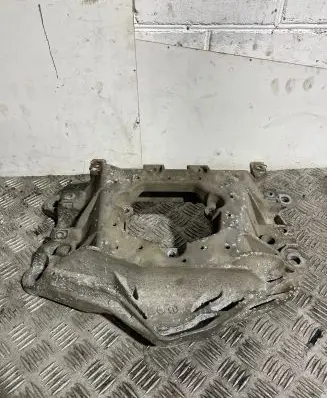 Audi A8 S8 D4 4H Gearbox mounting bracket 4H0399263AJ ACU31FC