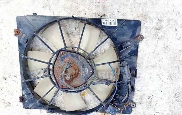 Radiator cooling fan shroud