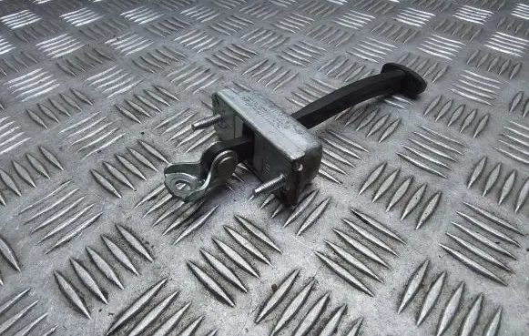 Toyota Verso Front door check strap stopper