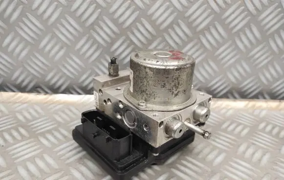 Nissan Juke I F15 ABS Pump 47660BF10C