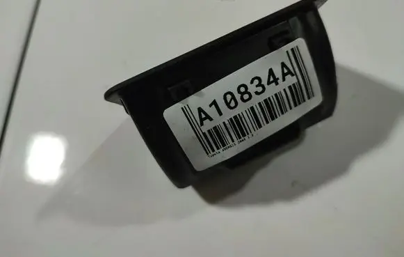 Toyota Avensis T250 Car ashtray 
