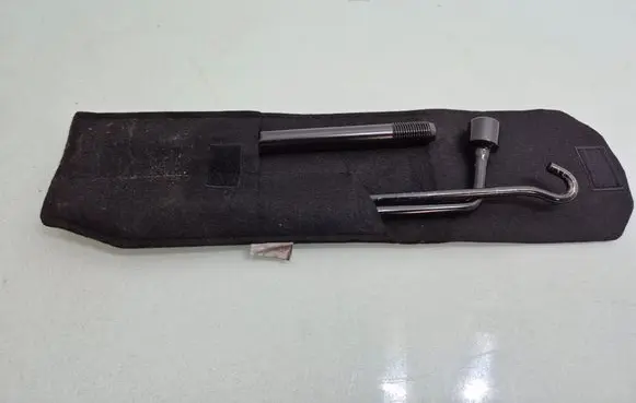 Hyundai Tucson TL Tool set 