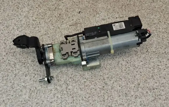 Audi Q7 4L Tailgate/trunk/boot lift motor E5140080H 4L0910945 4F9959945