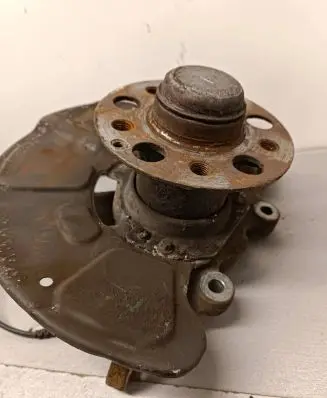 Mercedes-Benz E W212 Front wheel hub 