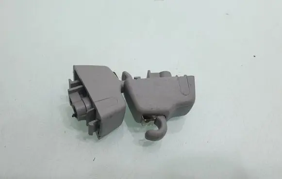 Volkswagen Touareg I Sun visor clip/hook/bracket 