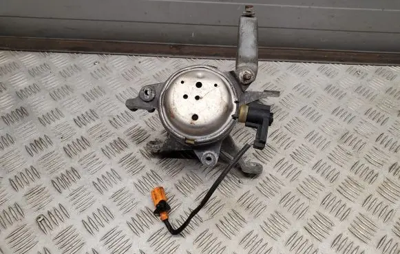 Audi A8 S8 D4 4H Gearbox mount 4H0399152AT