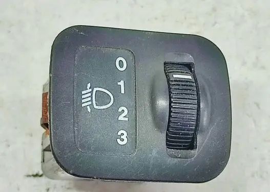 Rover 620 Headlight level height control switch