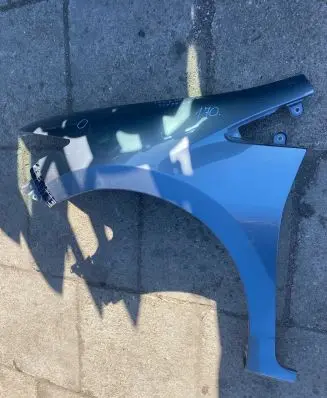 Honda Insight Fender