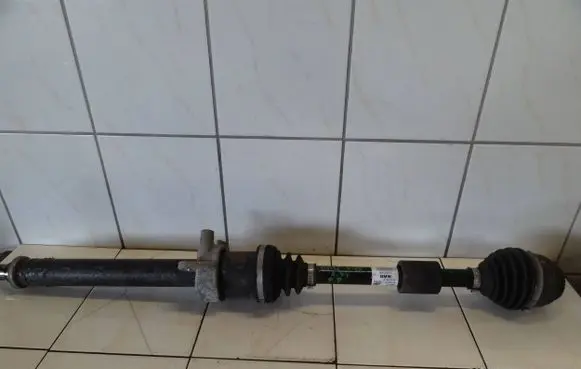 BMW 2 F45 Front driveshaft 8643364