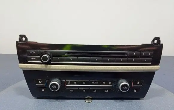 BMW 5 F10 F11 Climate control unit 9317670