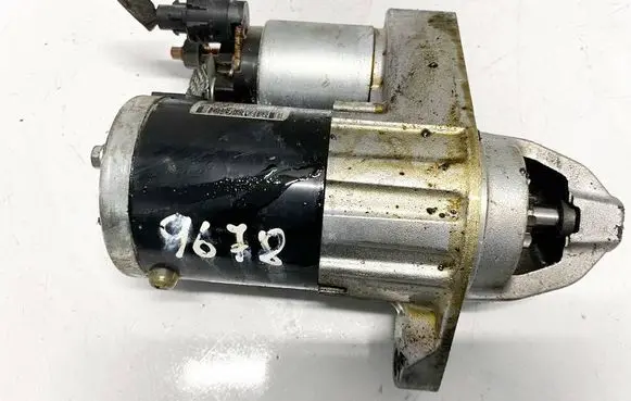 Chrysler 200 Starter motor 68084005aa m000t39071zc