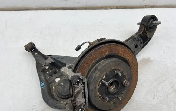 Lexus RX 450H Front wheel hub spindle knuckle 