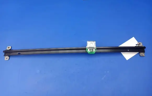 Mercedes-Benz ML W163 Front door windshield rail 