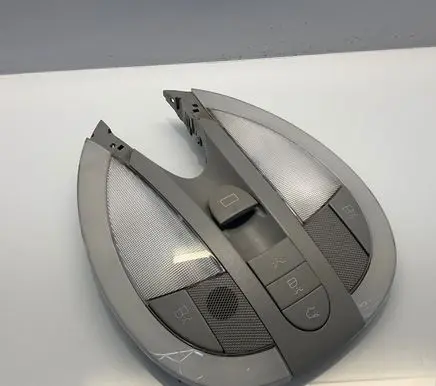 Mercedes-Benz CLS C219 Front seat light A2198201301 2JM00885271 0025352887