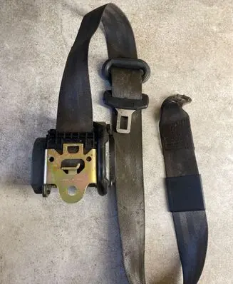 Audi A6 S6 C5 4B Front seatbelt 4B0857706A 600702602A 21102003