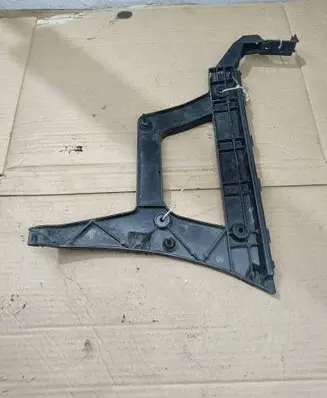 Audi A4 S4 B8 8K Rear bumper mounting bracket 8K5807453A 8K5807889A