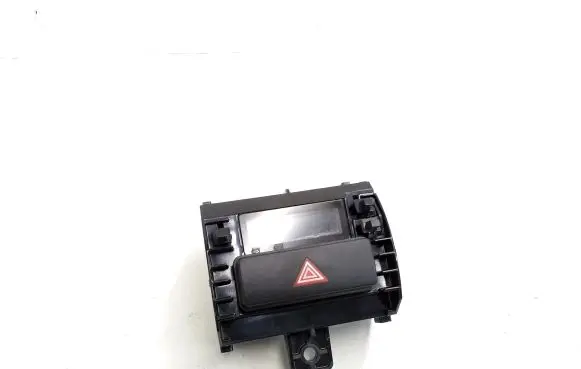 Toyota Hilux (AN120, AN130) Hazard light switch 839100K180A