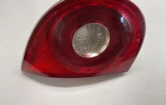 Volkswagen Golf V Tailgate rear/tail lights 1K6945093F 028500104B