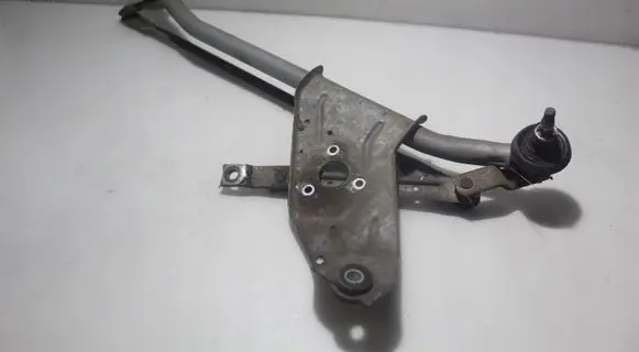 Front wiper linkage